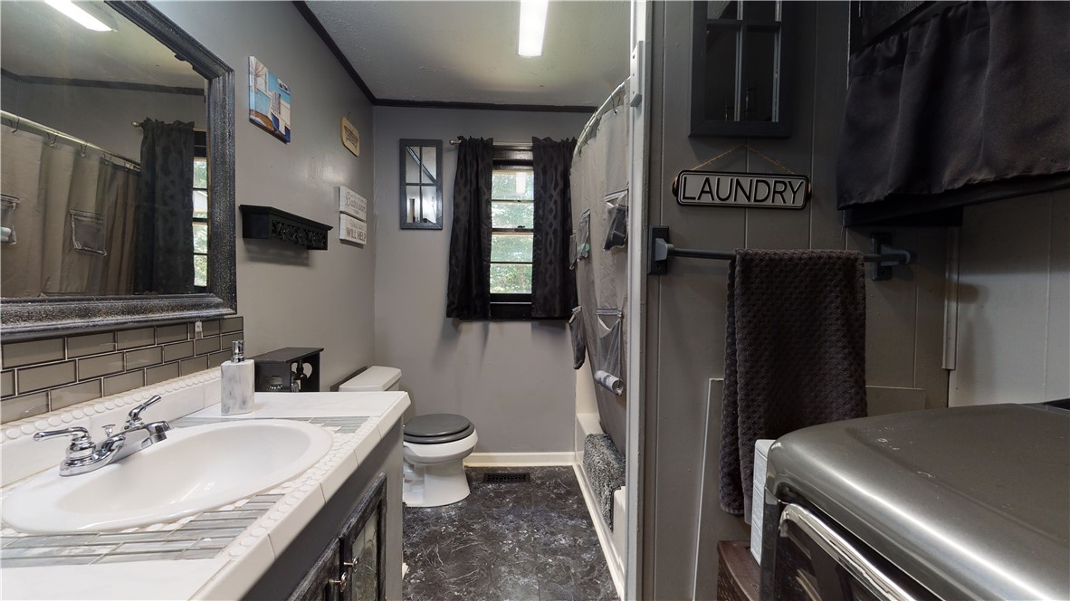 611 5 Forks Road Liberty, SC 29657 - Photo 11 of 17