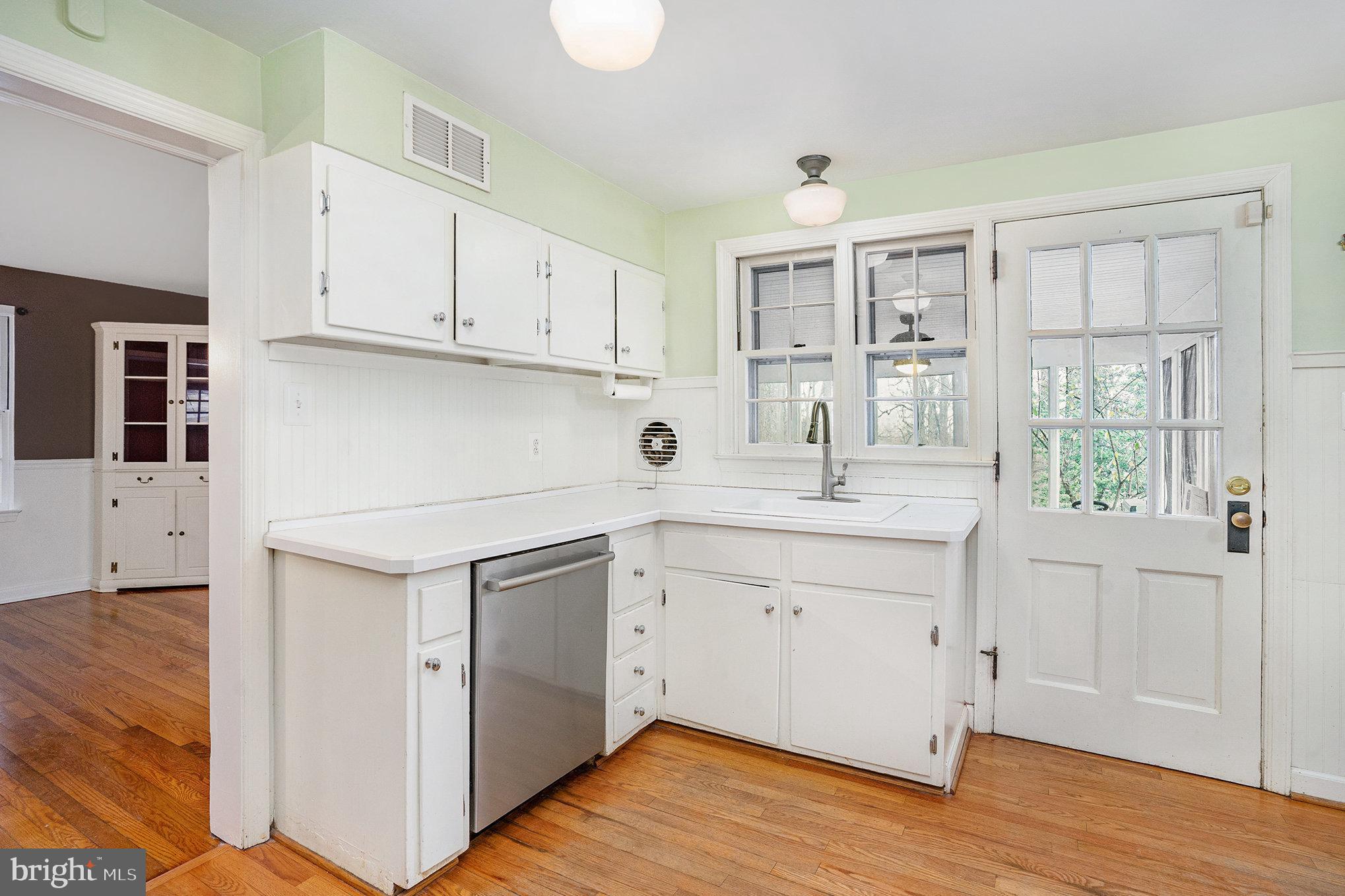 509 Cassatt Road Berwyn, PA 19312 - Photo 11 of 31 Kitchen