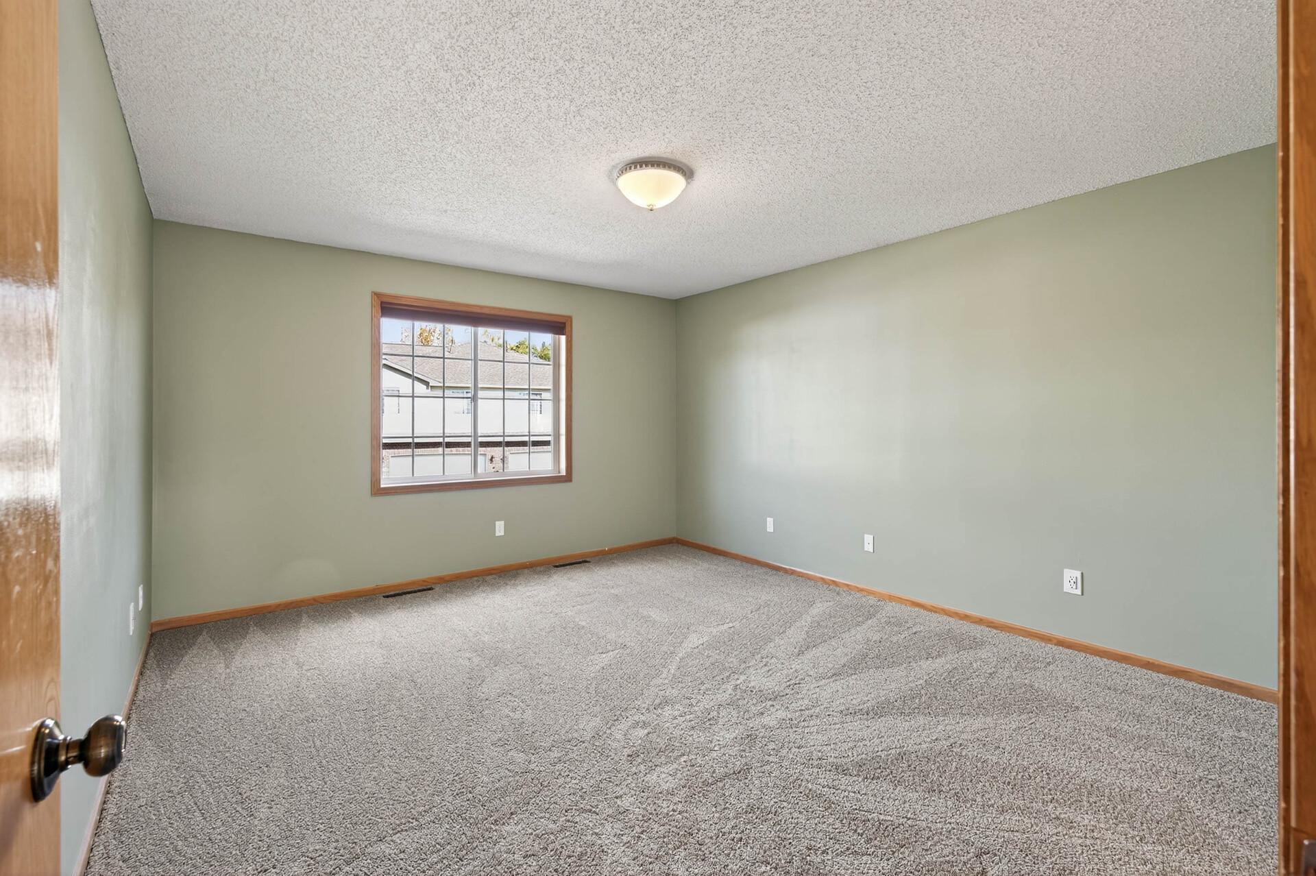 18851 Inca Avenue Lakeville, MN 55044 - Photo 11 of 24