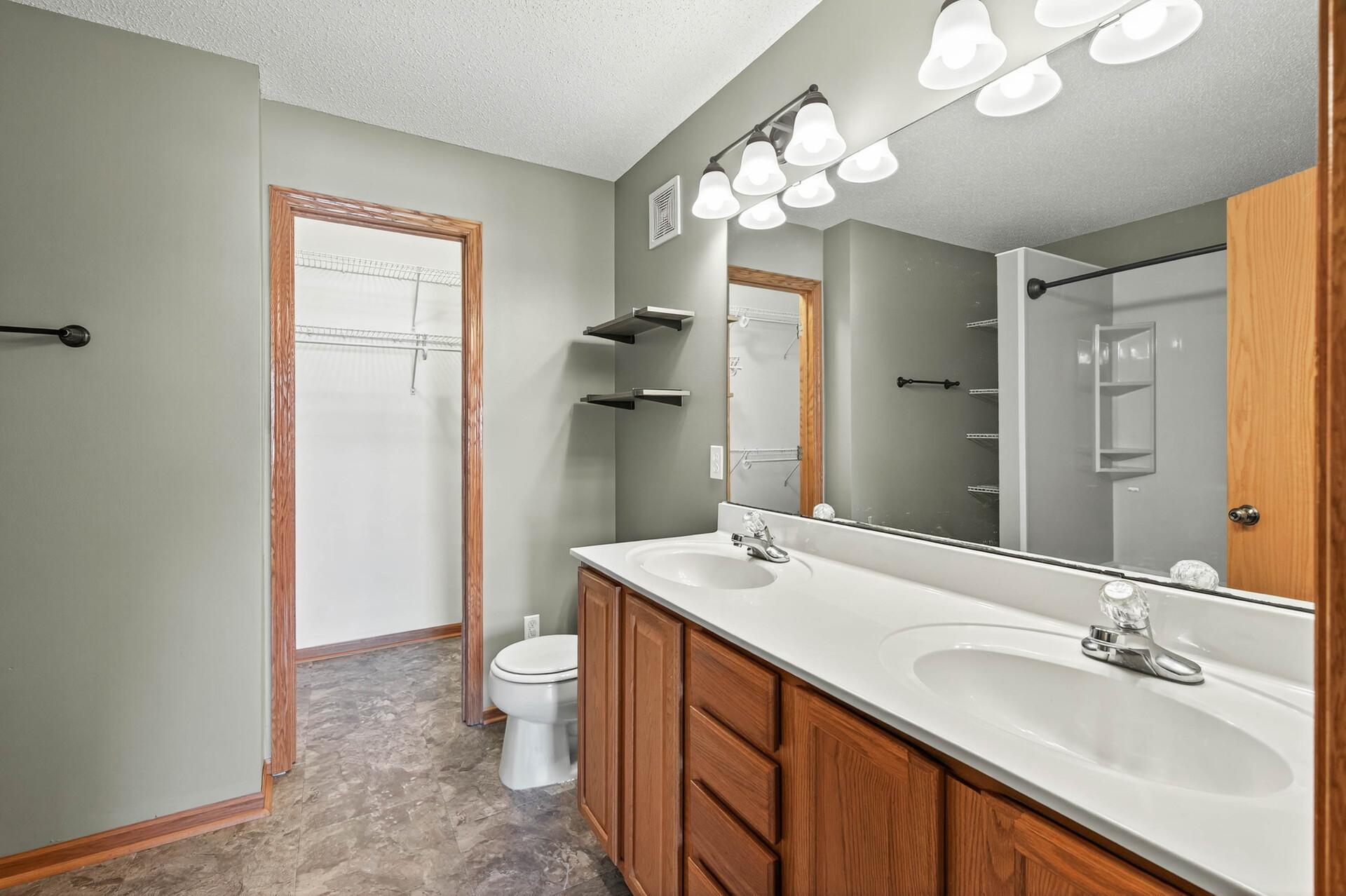 18851 Inca Avenue Lakeville, MN 55044 - Photo 13 of 24