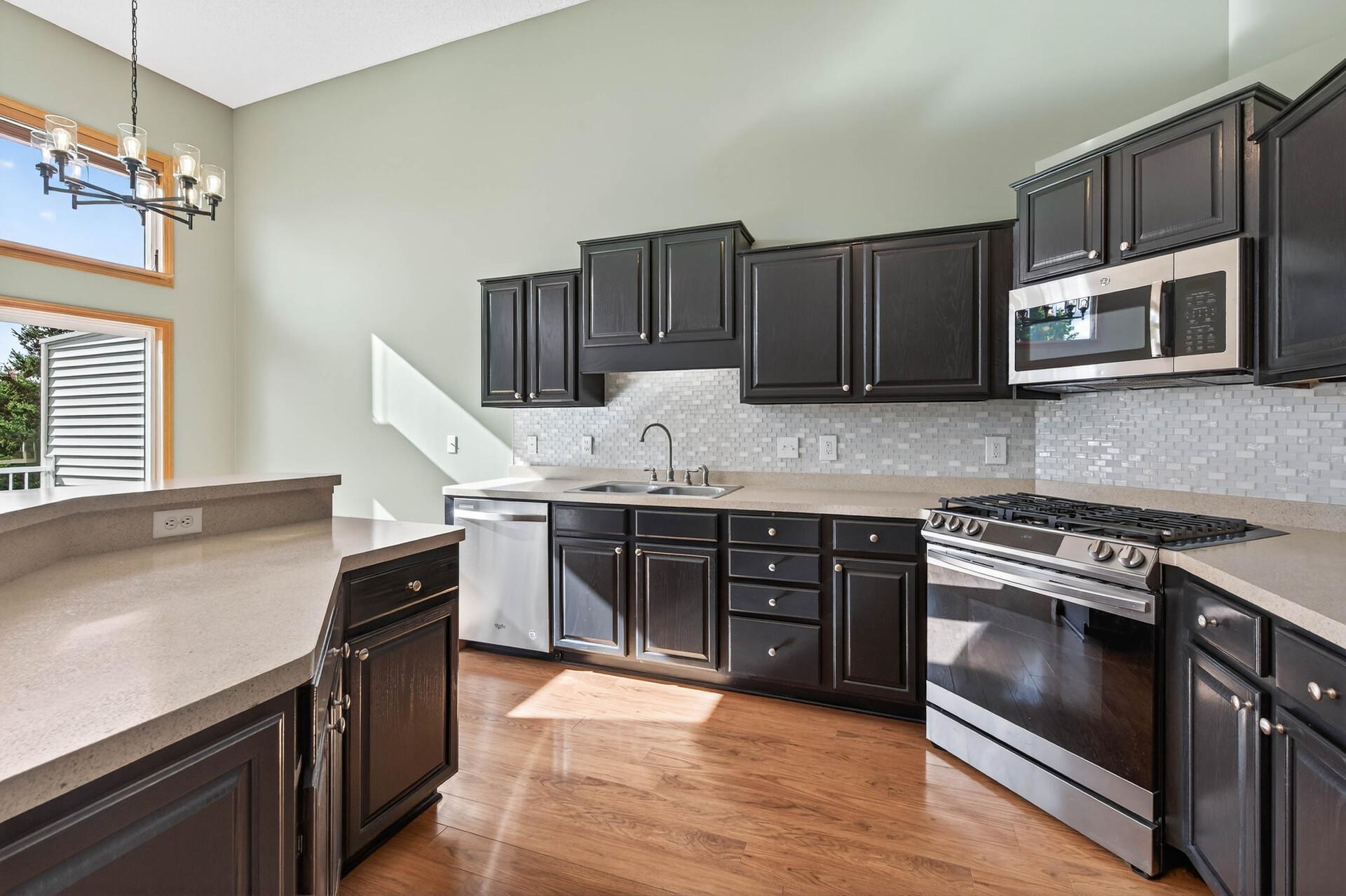 18851 Inca Avenue Lakeville, MN 55044 - Photo 10 of 24