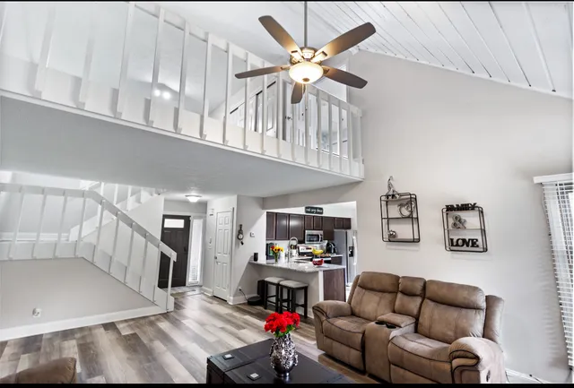 $190,000 | 5051 Woodlake Drive, Loves Park, IL 61111