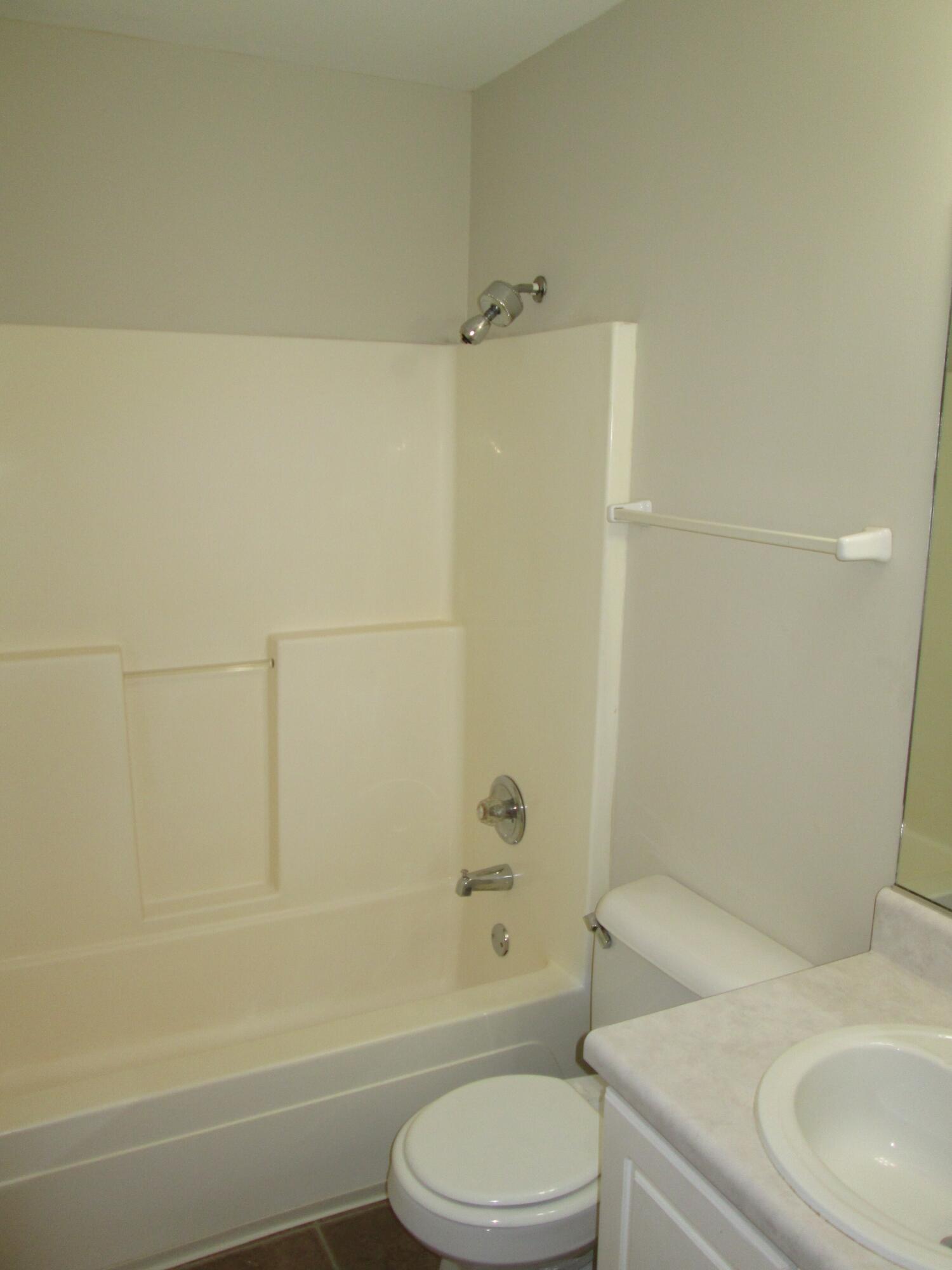 413 Northrop Place Grovetown, GA 30813 - Photo 13 of 14 Bathroom 2