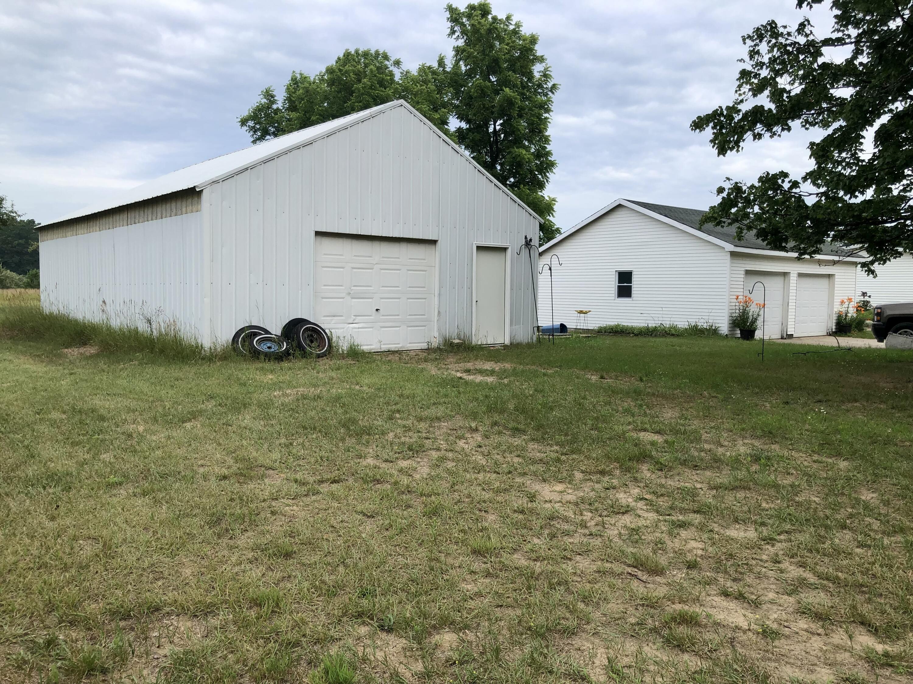 11141 North Custer Road Free Soil, MI 49411 - Photo 31 of 34 IMG-7706