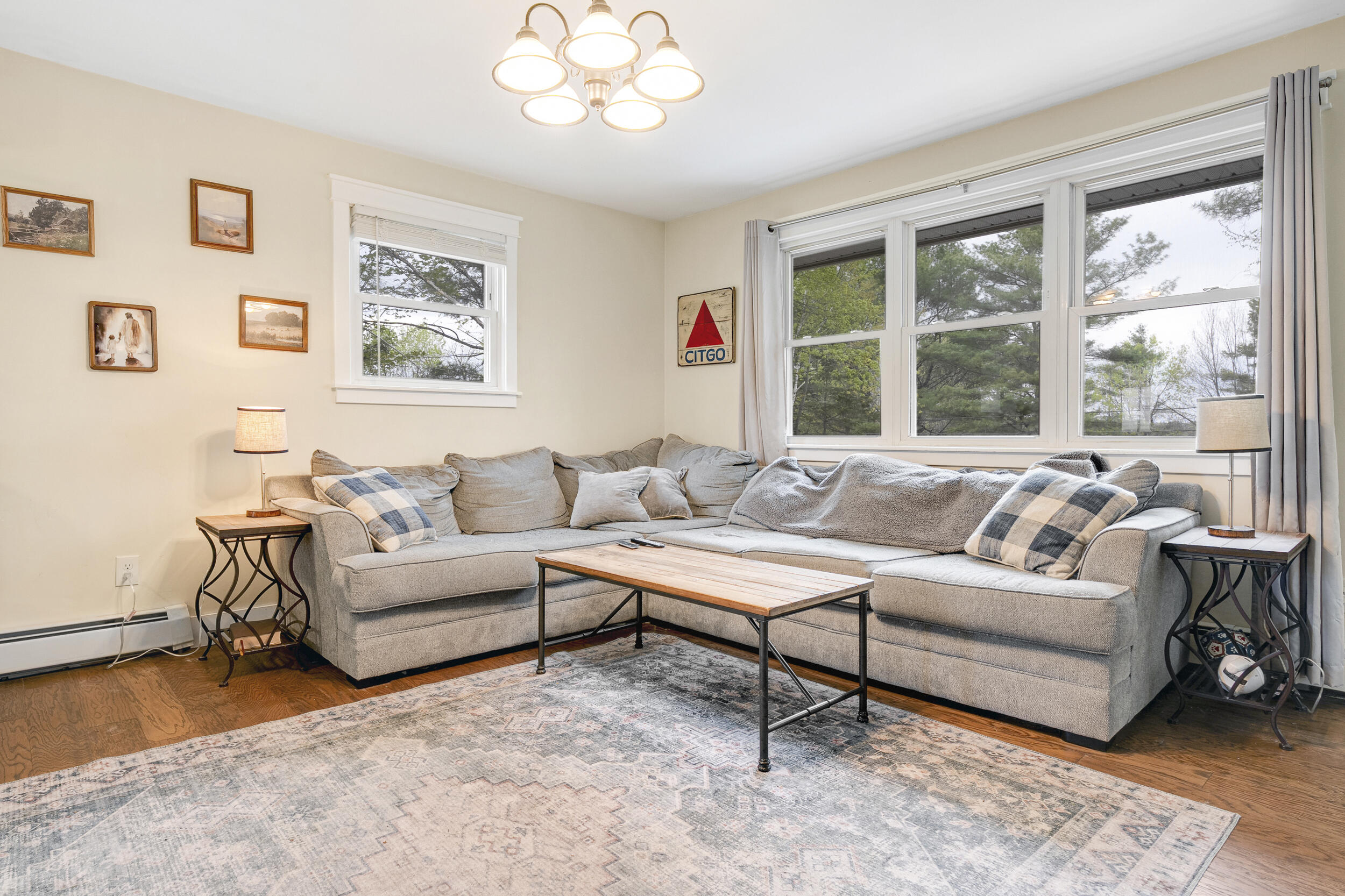 386 Crowley Road Sabattus, ME 04280 - Photo 6 of 41 Living Room