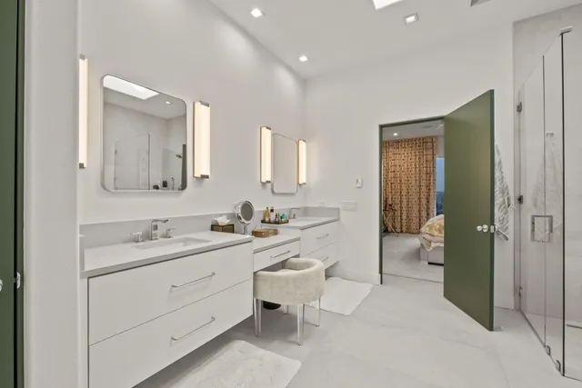 $3,500 | 407 Desert Holly Drive, Palm Desert, CA 92211