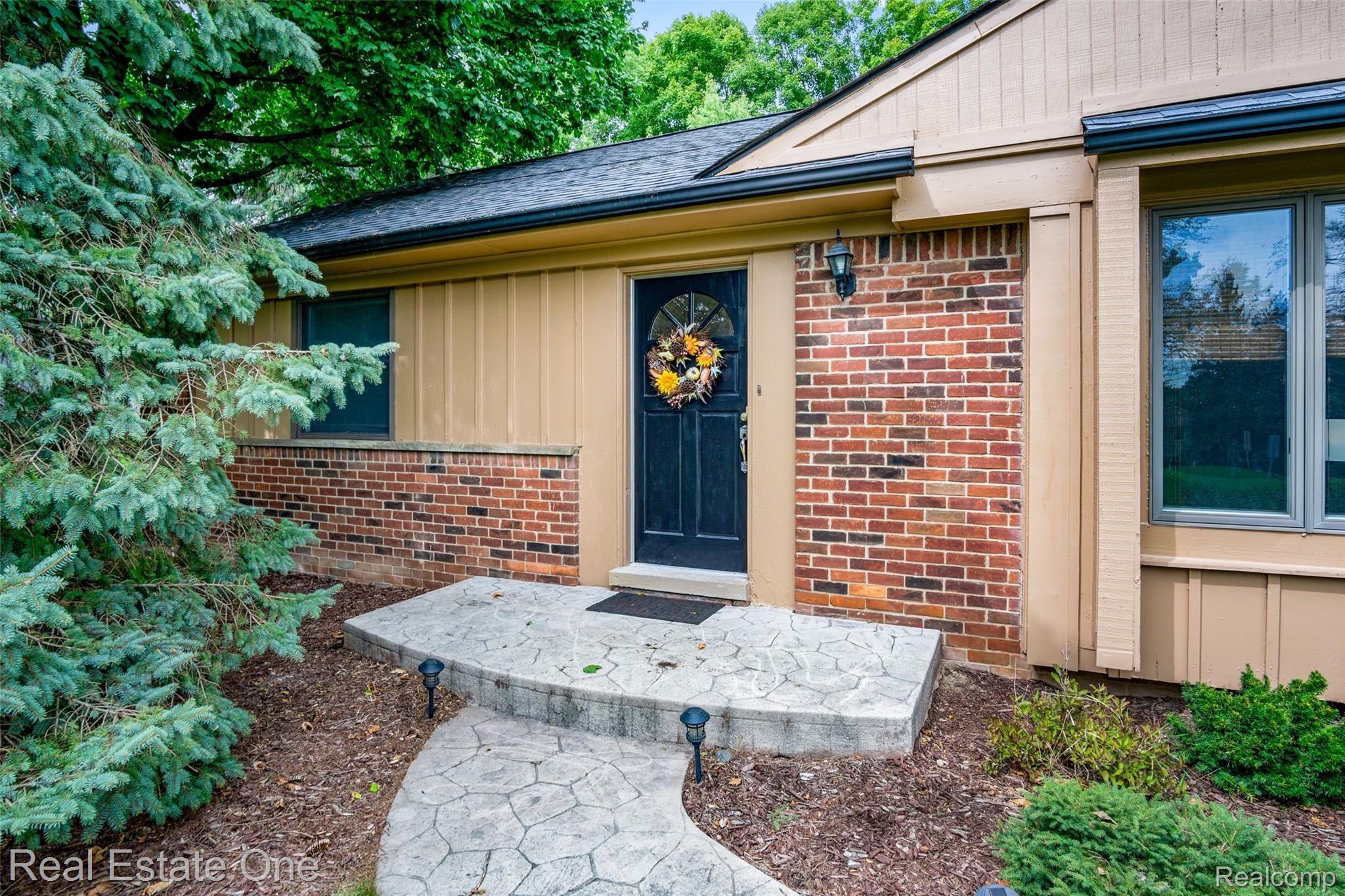 2470 West Tienken Road Rochester, MI 48306 - Photo 31 of 31 2470-W-Tienken-Road-6.jpg