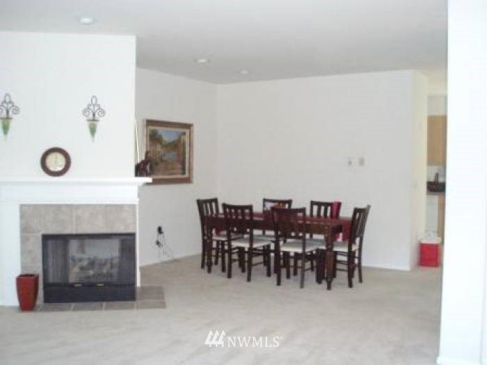 5014 Lake Place South, Unit D Renton, WA 98055 - Photo 2 of 8 Gallery Image 2