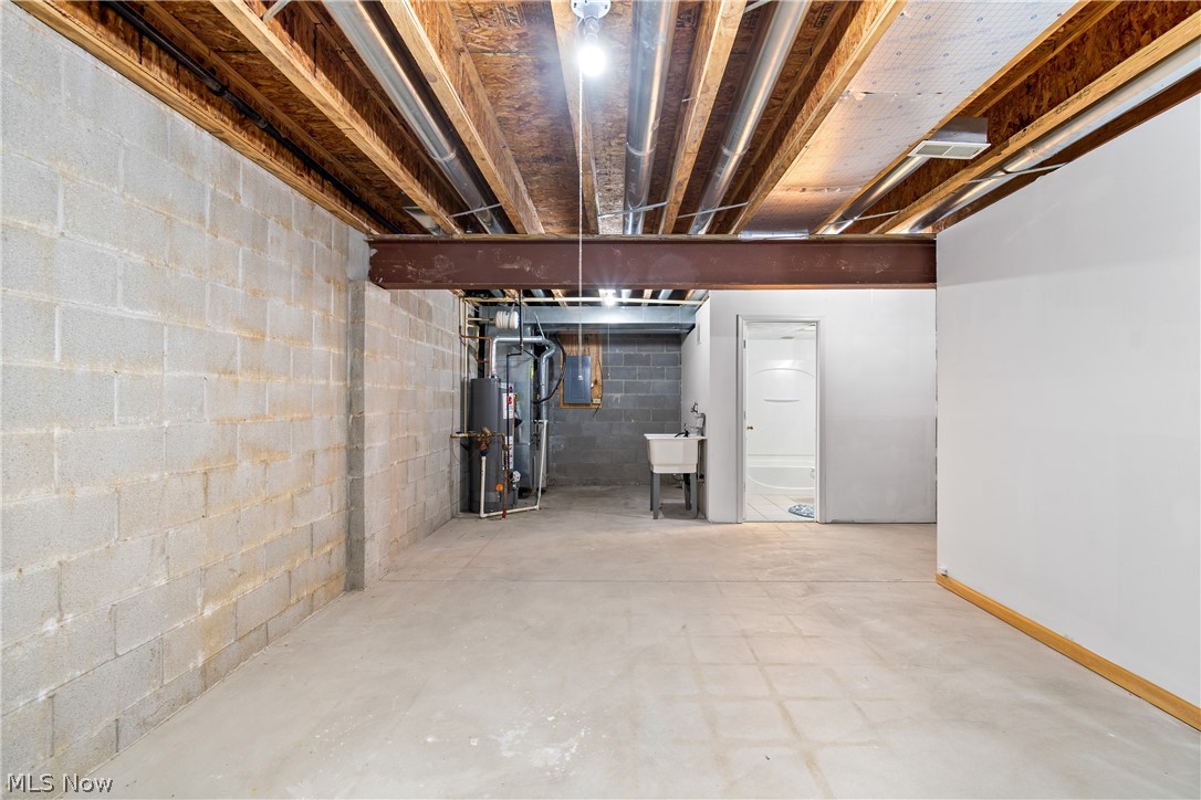 1273 Meadow Run Akron, OH 44321 - Photo 22 of 28 Basement
