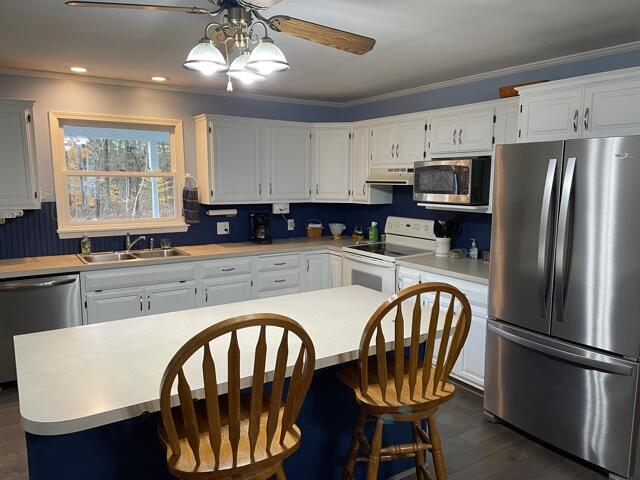 6534 Quarterline Road Spring Lake, MI 49456 - Photo 5 of 34 IMG_4571