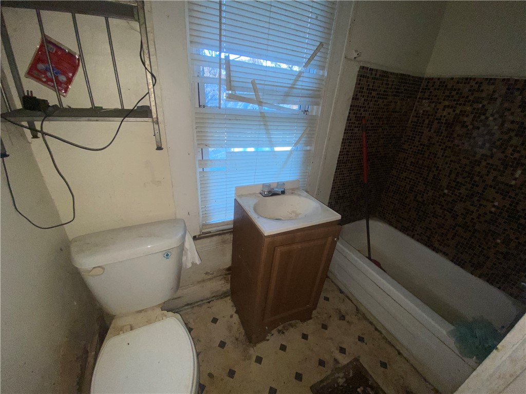 144 Norton Street Rochester, NY 14621 - Photo 10 of 12