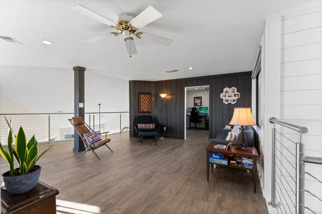 $1,325,000 | 213 Shady Drive, Onalaska, TX 77360