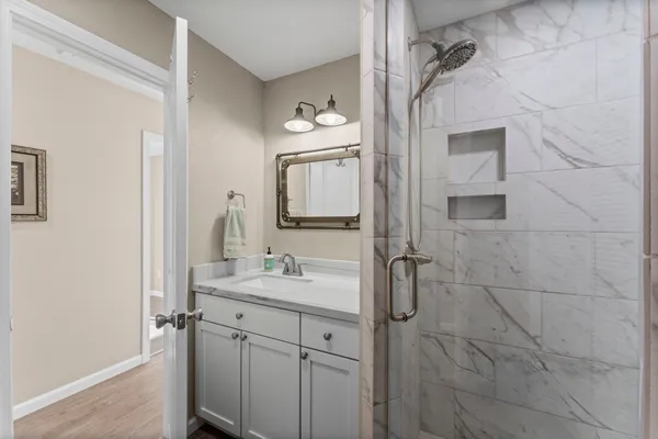 $1,325,000 | 213 Shady Drive, Onalaska, TX 77360