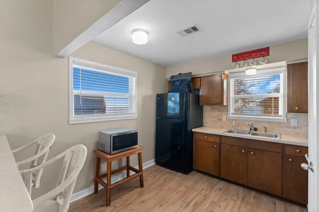 $1,325,000 | 213 Shady Drive, Onalaska, TX 77360