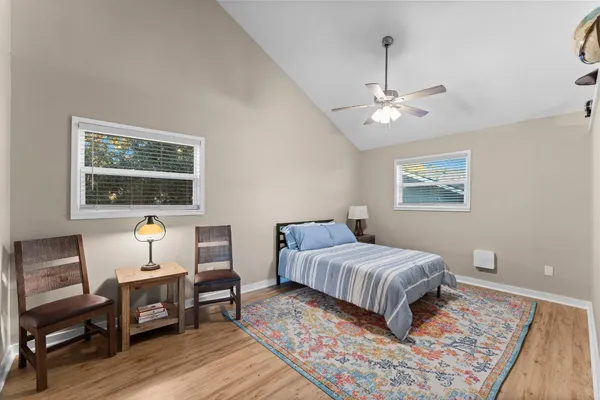 $1,295,000 | 213 Shady Drive, Onalaska, TX 77360