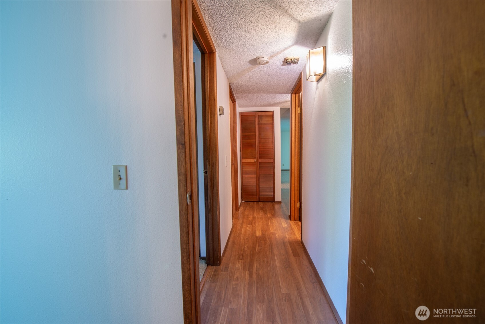 17417 Ashworth Avenue North, Unit 303 Shoreline, WA 98133 - Photo 17 of 24