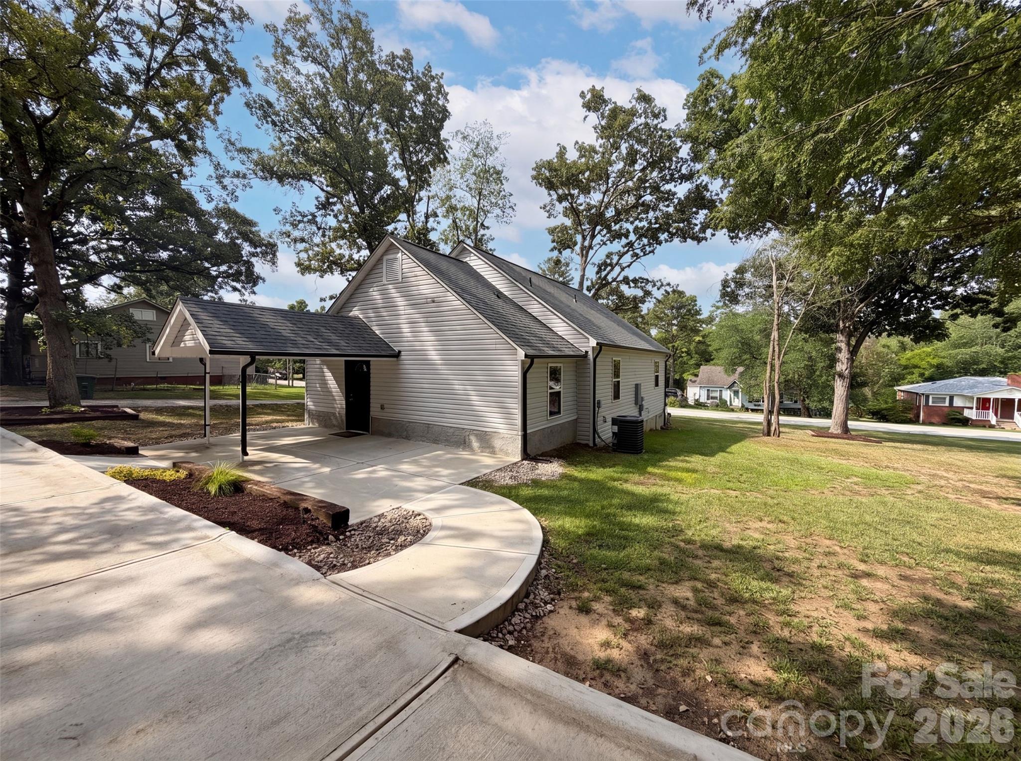604 Rowan Mill Road Salisbury, NC 28147 - Photo 5 of 19