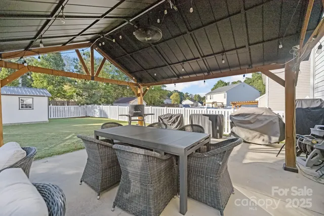 a view of outdoor space yard and patio