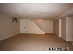 2116 Fairway Drive Springfield, IL 62704 - Photo 13 of 15 Gallery Image 13