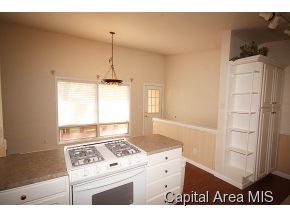 2116 Fairway Drive Springfield, IL 62704 - Photo 8 of 15 Gallery Image 8