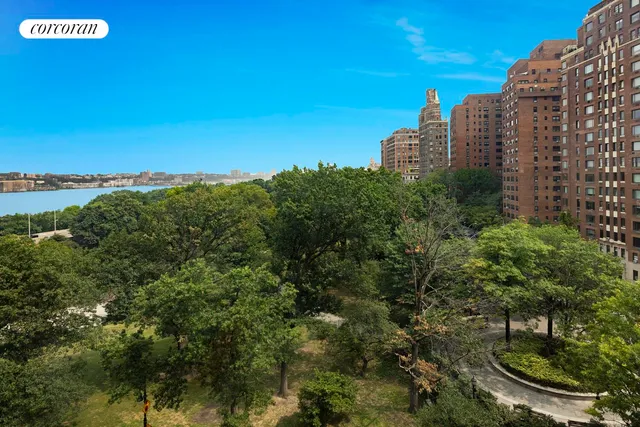 $6,195,000 | 344 West 72nd Street, Unit 6A | Upper West Side