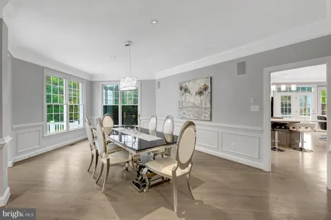 $2,700,000 | 401 Walker Road, Great Falls, VA 22066