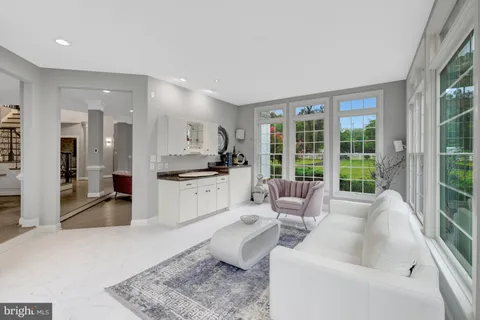 $2,700,000 | 401 Walker Road, Great Falls, VA 22066