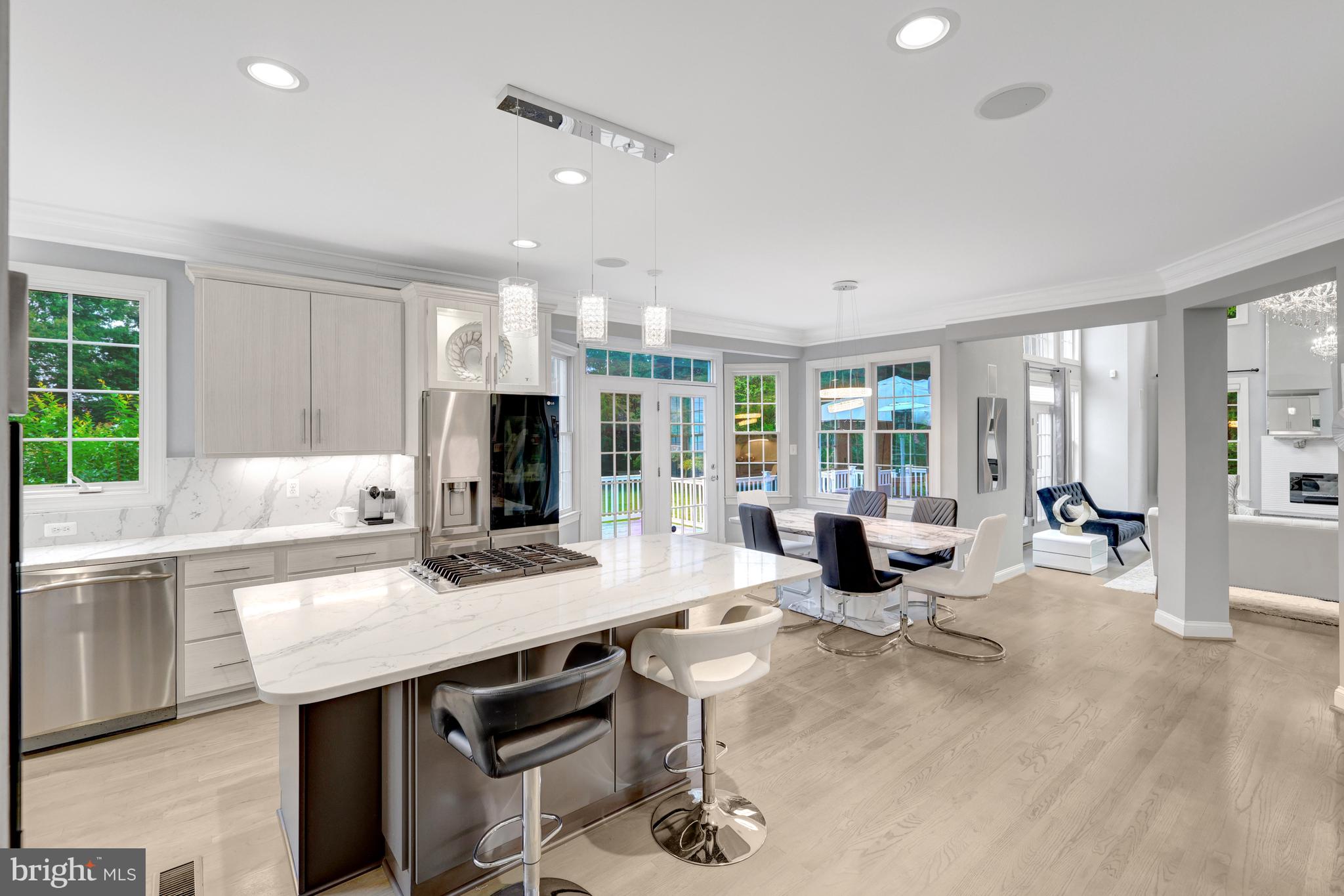 401 Walker Road Great Falls, VA 22066 - Photo 21 of 81