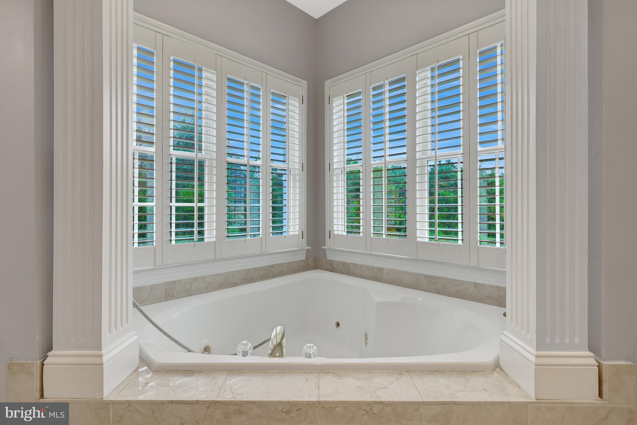 401 Walker Road Great Falls, VA 22066 - Photo 38 of 81