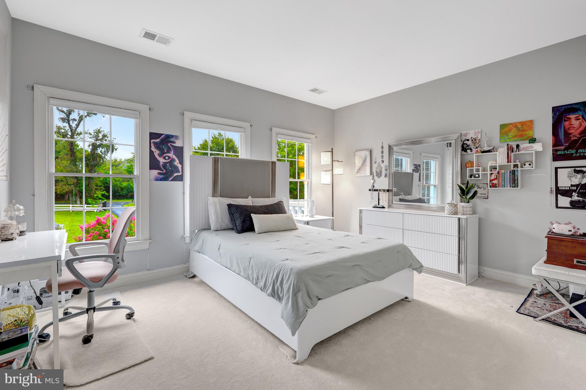 401 Walker Road Great Falls, VA 22066 - Photo 43 of 81