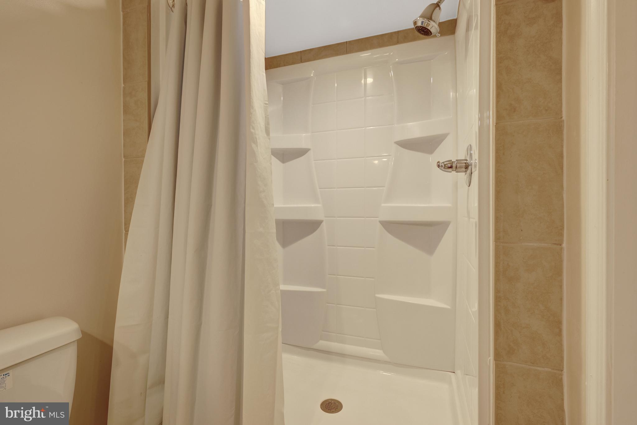 401 Walker Road Great Falls, VA 22066 - Photo 60 of 81