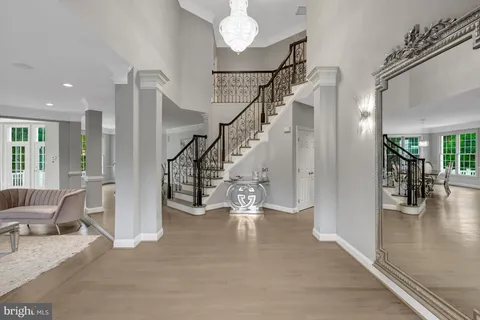 $2,700,000 | 401 Walker Road, Great Falls, VA 22066