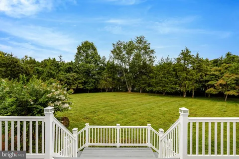 $2,700,000 | 401 Walker Road, Great Falls, VA 22066