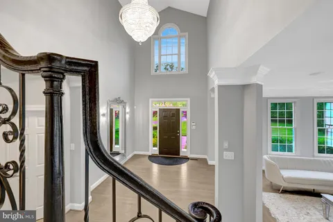 $2,700,000 | 401 Walker Road, Great Falls, VA 22066