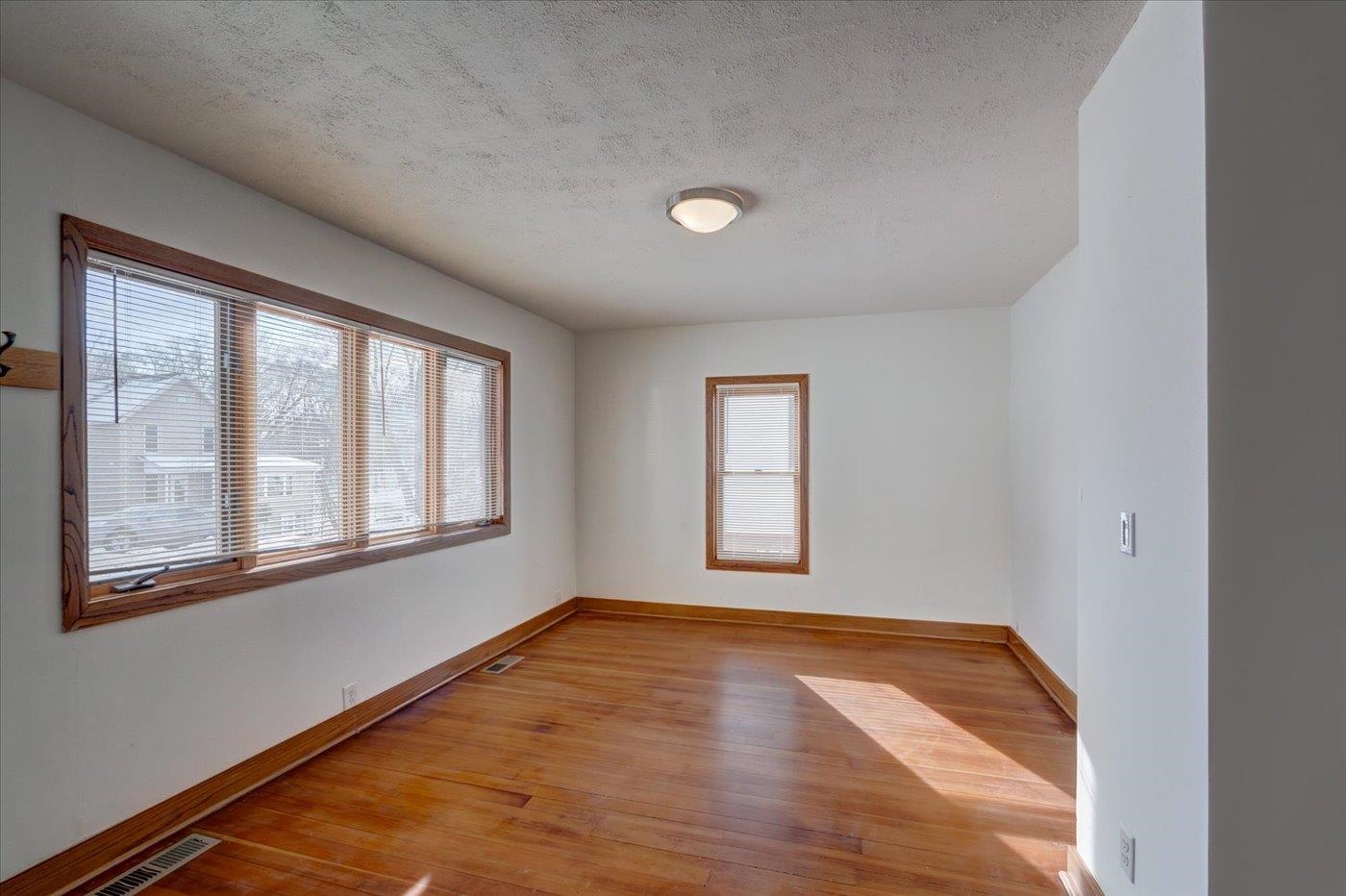 320 South Franklin Street Stoughton, WI 53589 - Photo 15 of 33