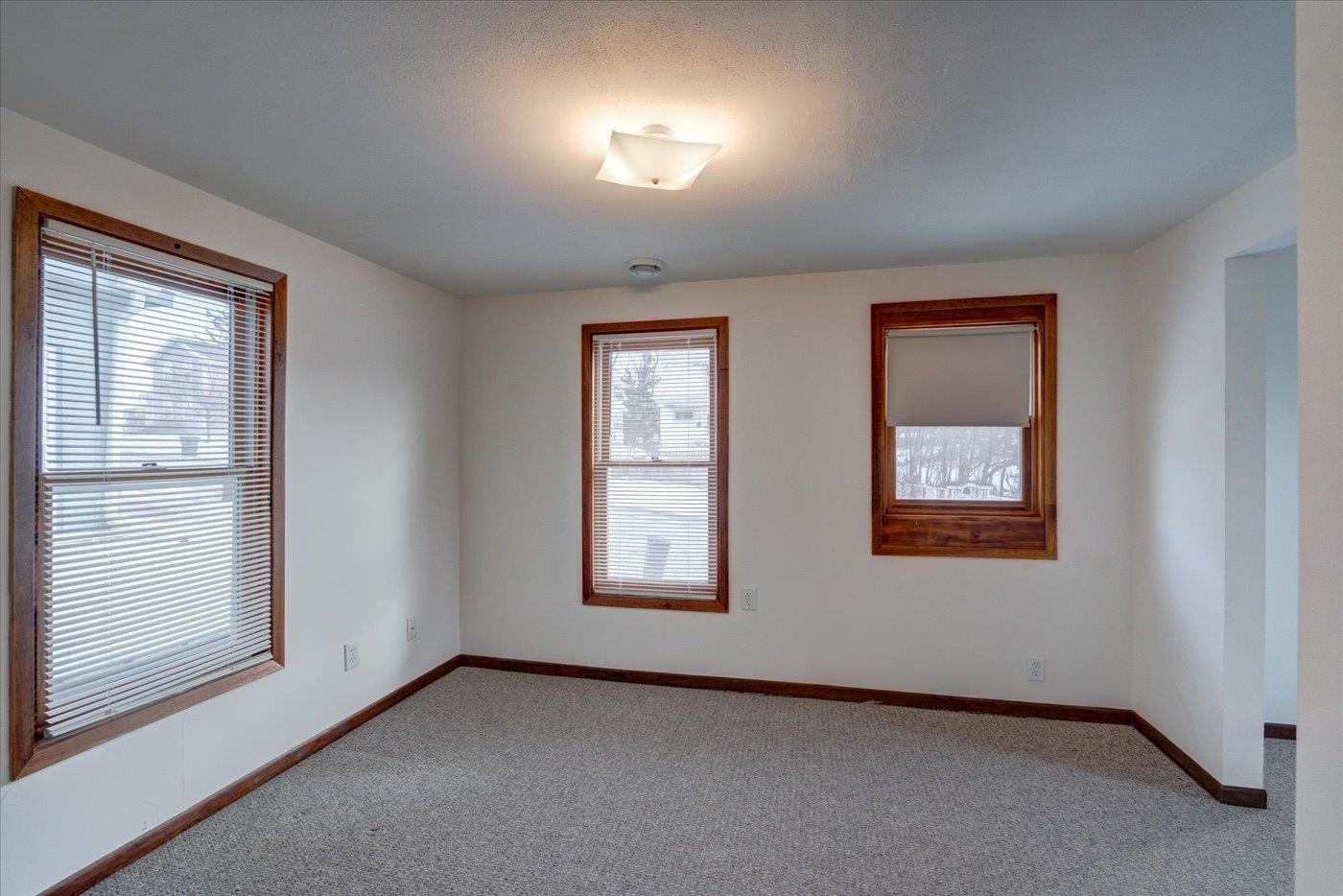 320 South Franklin Street Stoughton, WI 53589 - Photo 22 of 33