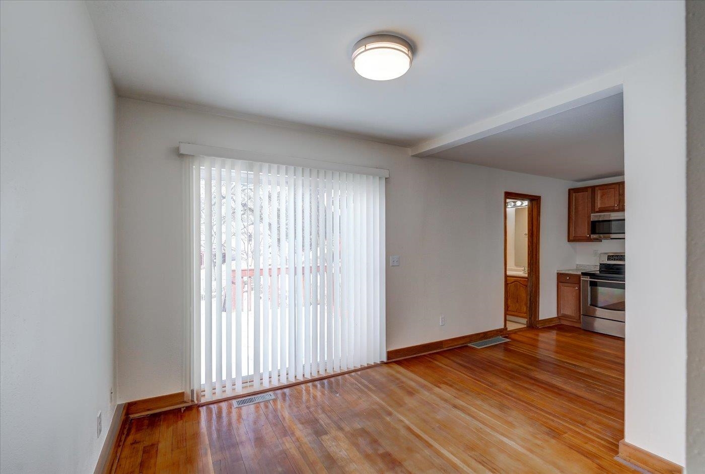 320 South Franklin Street Stoughton, WI 53589 - Photo 6 of 33