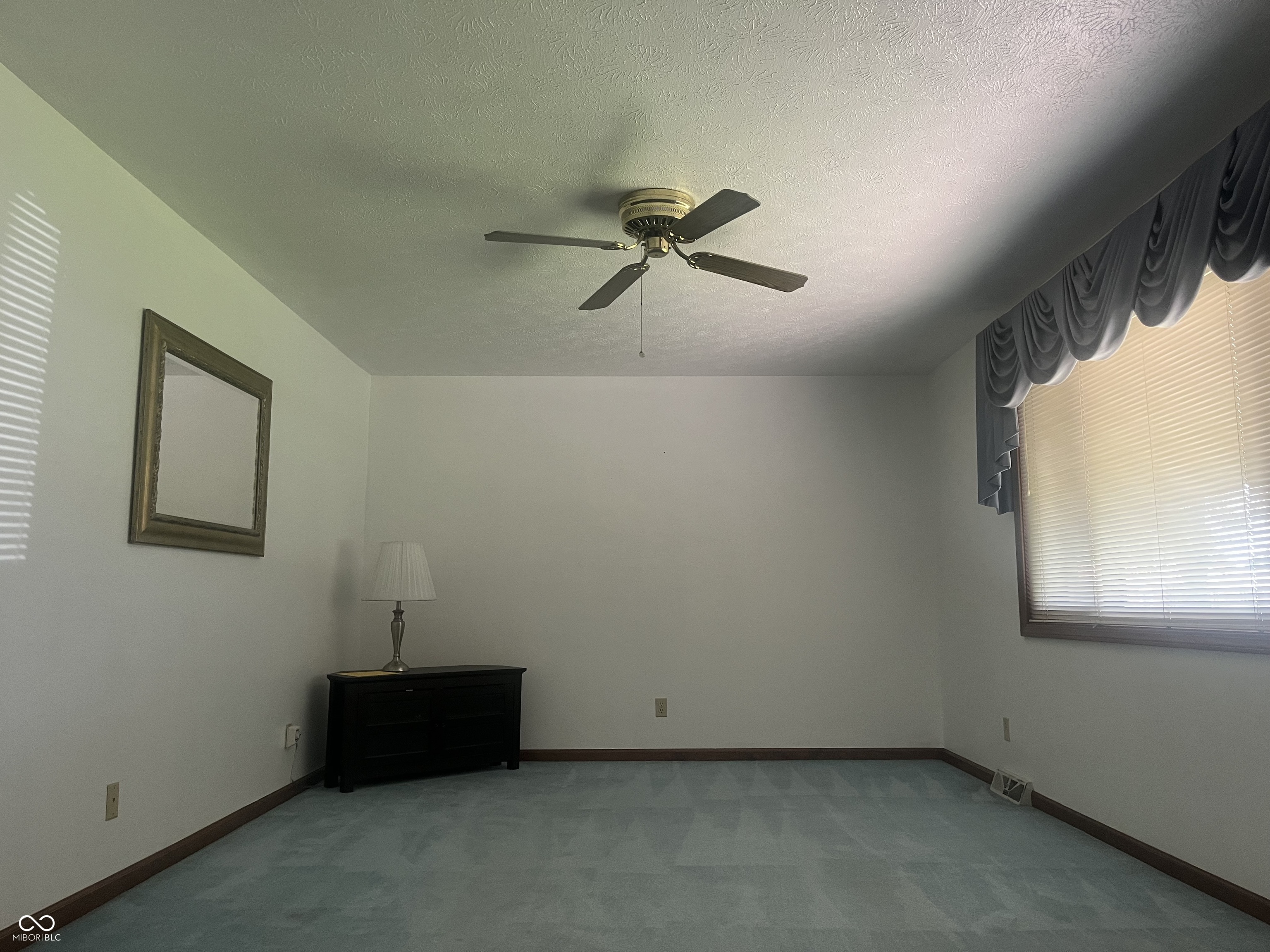 4221 Solun Road Indianapolis, IN 46221 - Photo 11 of 14