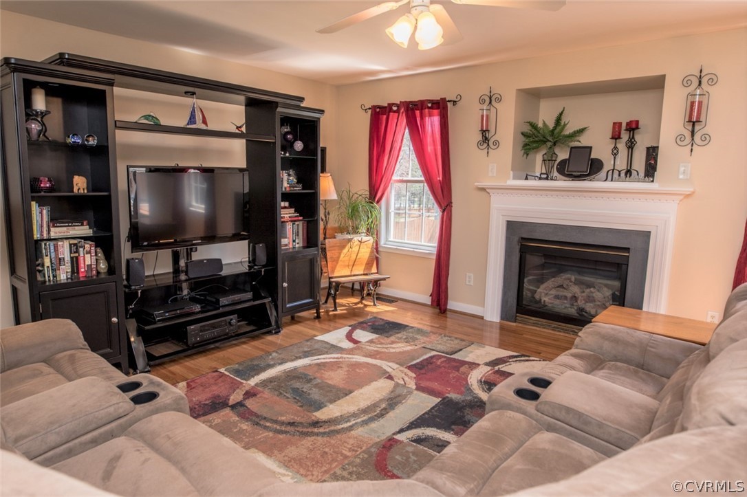 13513 Brandy Oaks Road Chesterfield, VA 23832 - Photo 6 of 38 Family room featuring NEW hardwood floor, 15 x 16