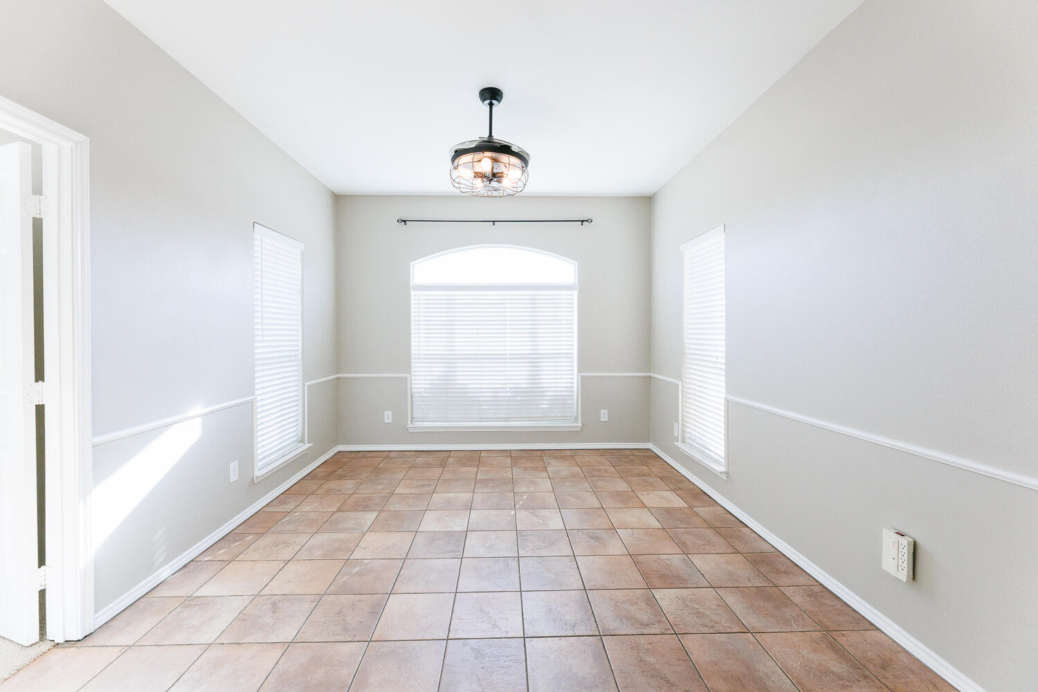 10602 Clinton Avenue Lubbock, TX 79424 - Photo 19 of 45 -