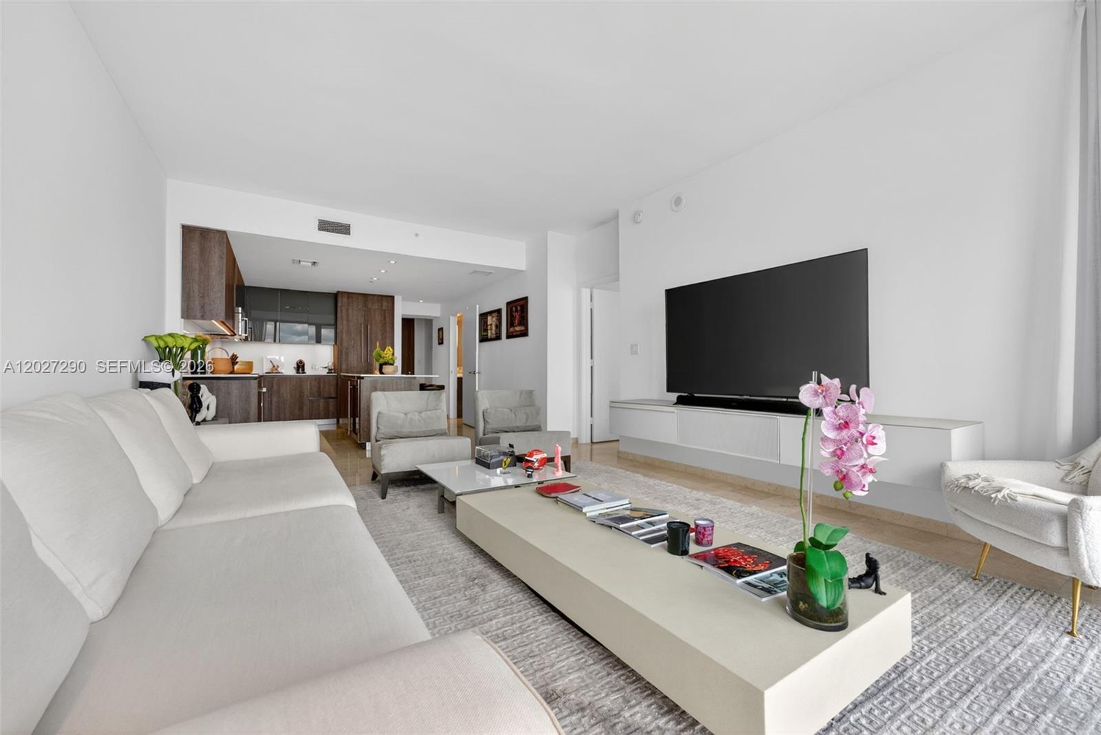 88 Southwest 7th Street, Unit 2408 Miami, FL 33130 - Photo 6 of 20