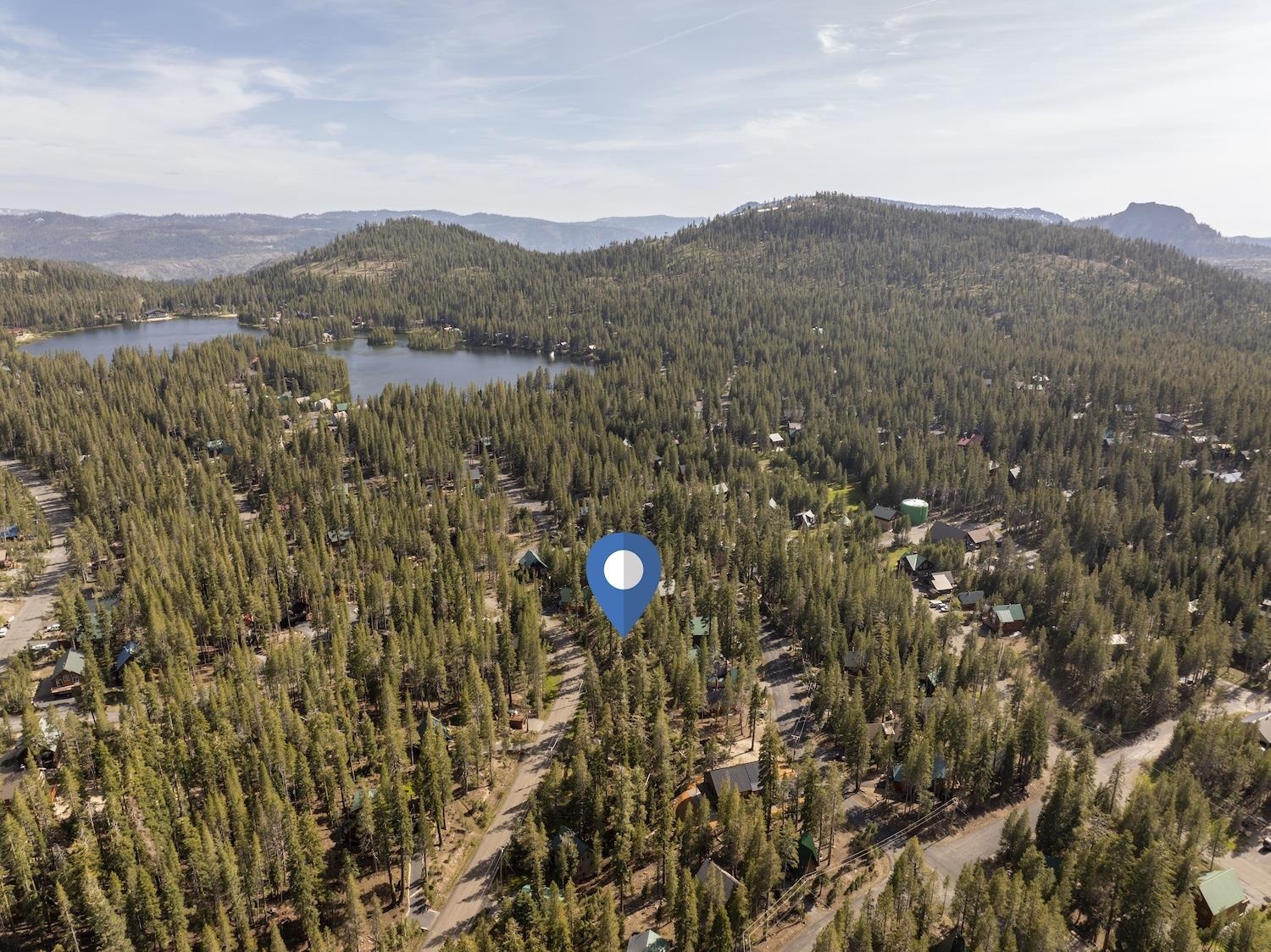 7227 Palisade Road Soda Springs, CA 95728 - Photo 2 of 9