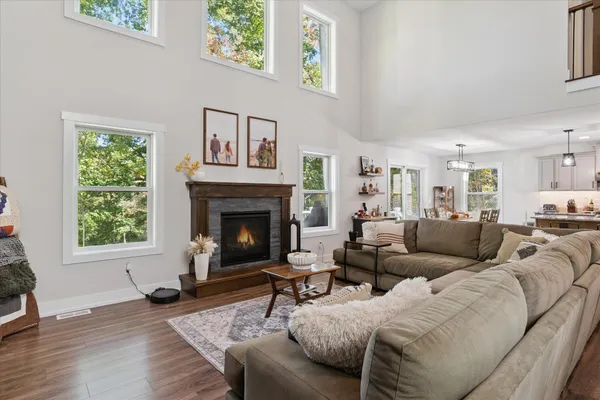 $539,000 | 3739 Lake Bluff Drive, Grass Lake, MI 49240