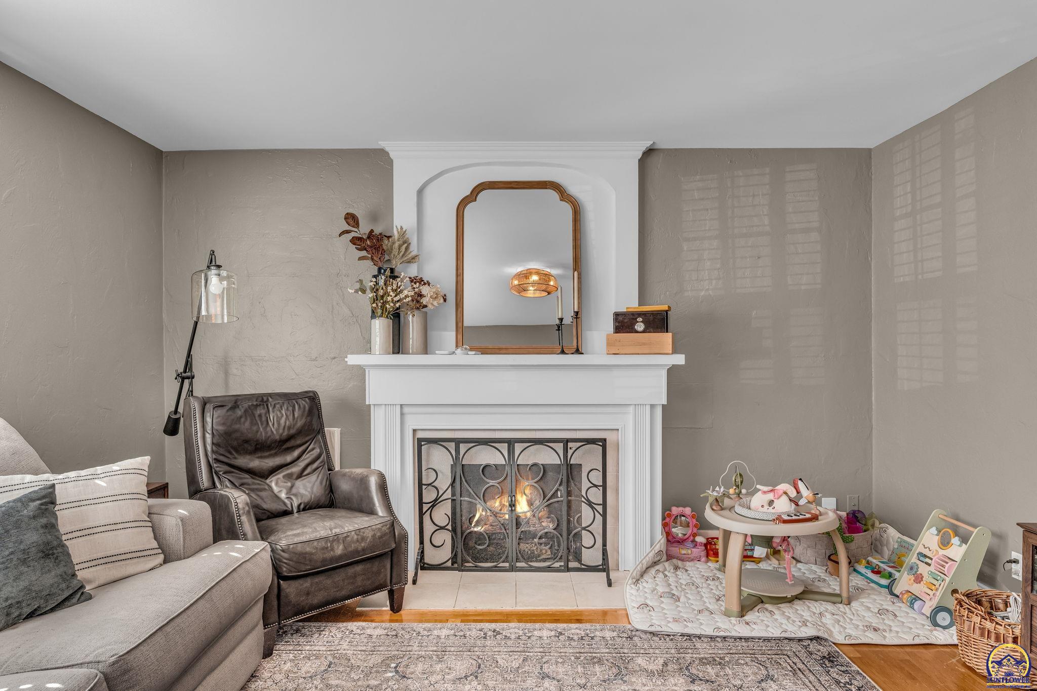 2716 Southwest 13th Street Topeka, KS 66604 - Photo 13 of 41