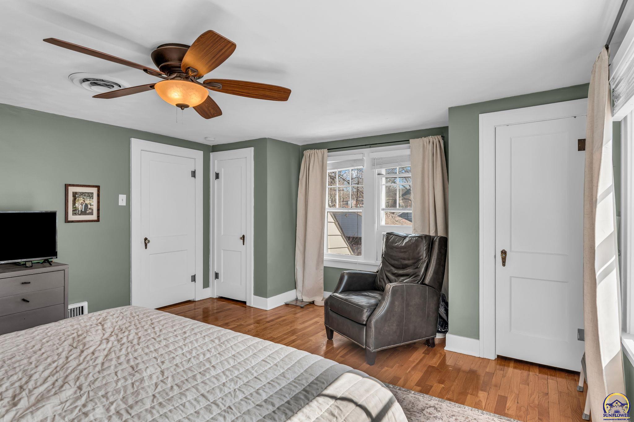 2716 Southwest 13th Street Topeka, KS 66604 - Photo 27 of 41