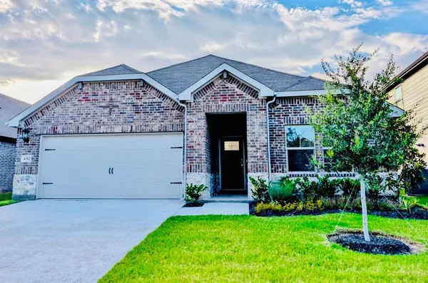 $2,200 | 4102 Fork Drive, Farmersville, TX 75442