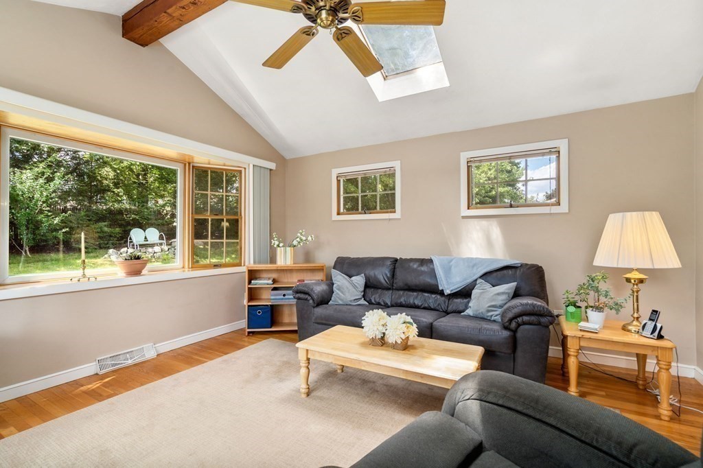 78 Devon Road Norwood, MA 02062 - Photo 13 of 32 Gallery Image 13