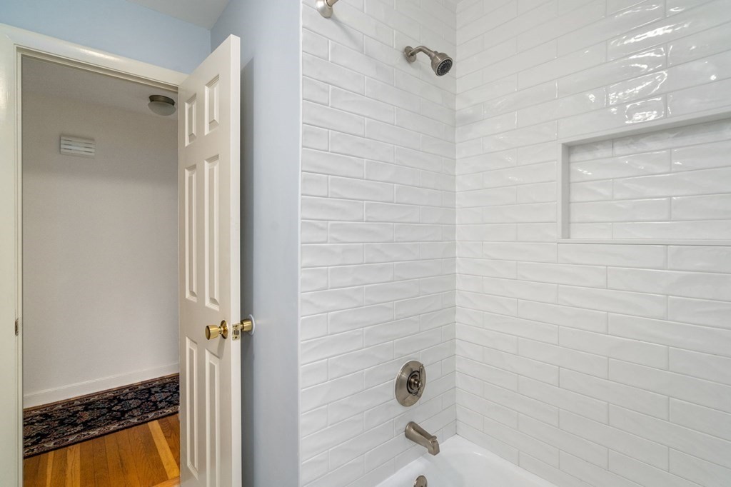 78 Devon Road Norwood, MA 02062 - Photo 20 of 32 Gallery Image 20