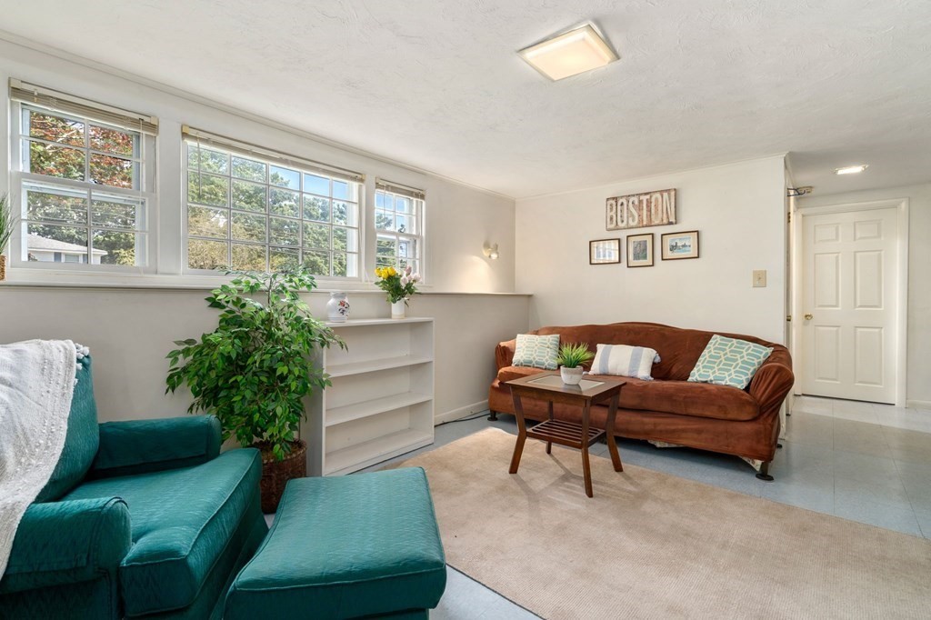 78 Devon Road Norwood, MA 02062 - Photo 24 of 32 Gallery Image 24