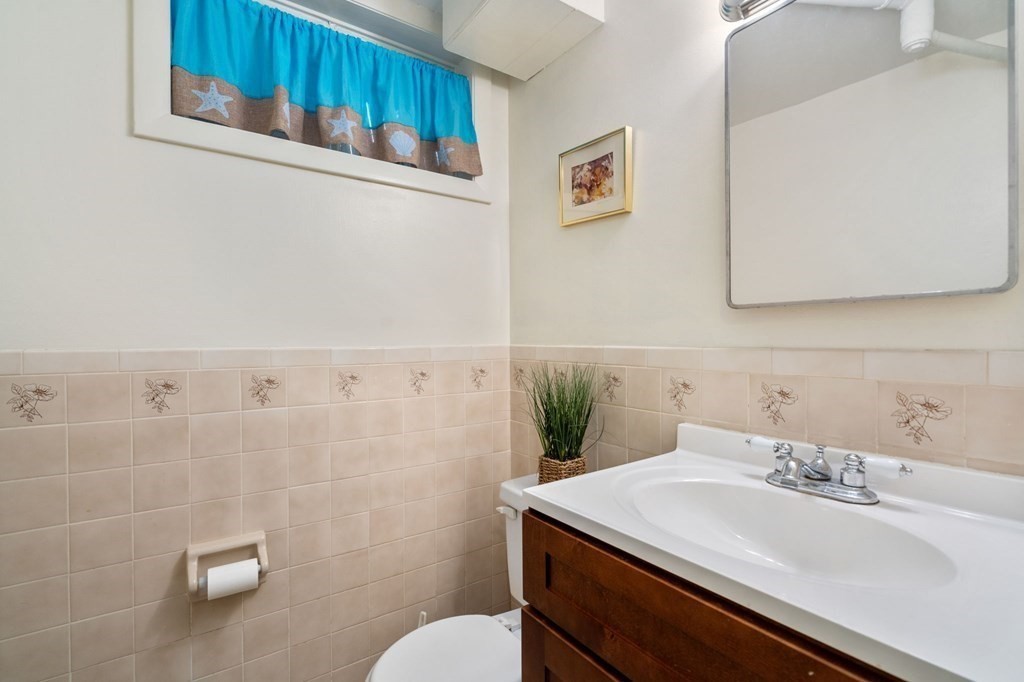 78 Devon Road Norwood, MA 02062 - Photo 26 of 32 Gallery Image 26